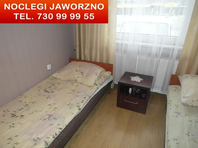 Noclegi Jaworzno — pokój z dwoma łóżkami